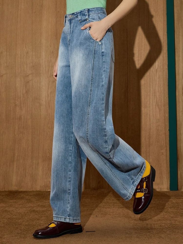 IMG_10_2025_Jean_large_femme_délavé_style_vintage_4