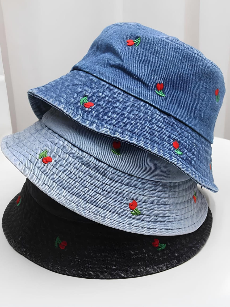 Bob en jean femme avec motifs de cerises – Image 5