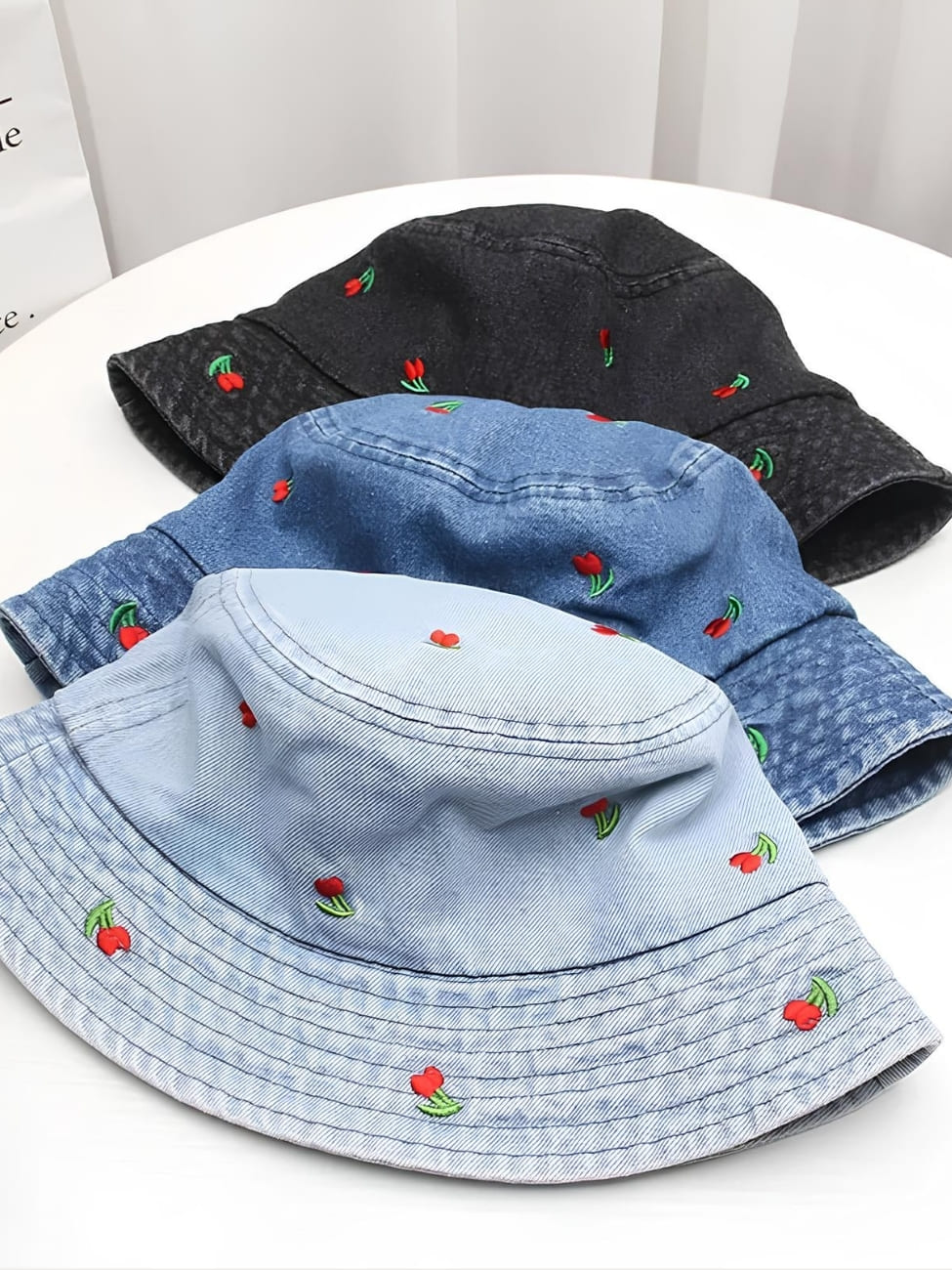Bob en jean femme avec motifs de cerises – Image 6