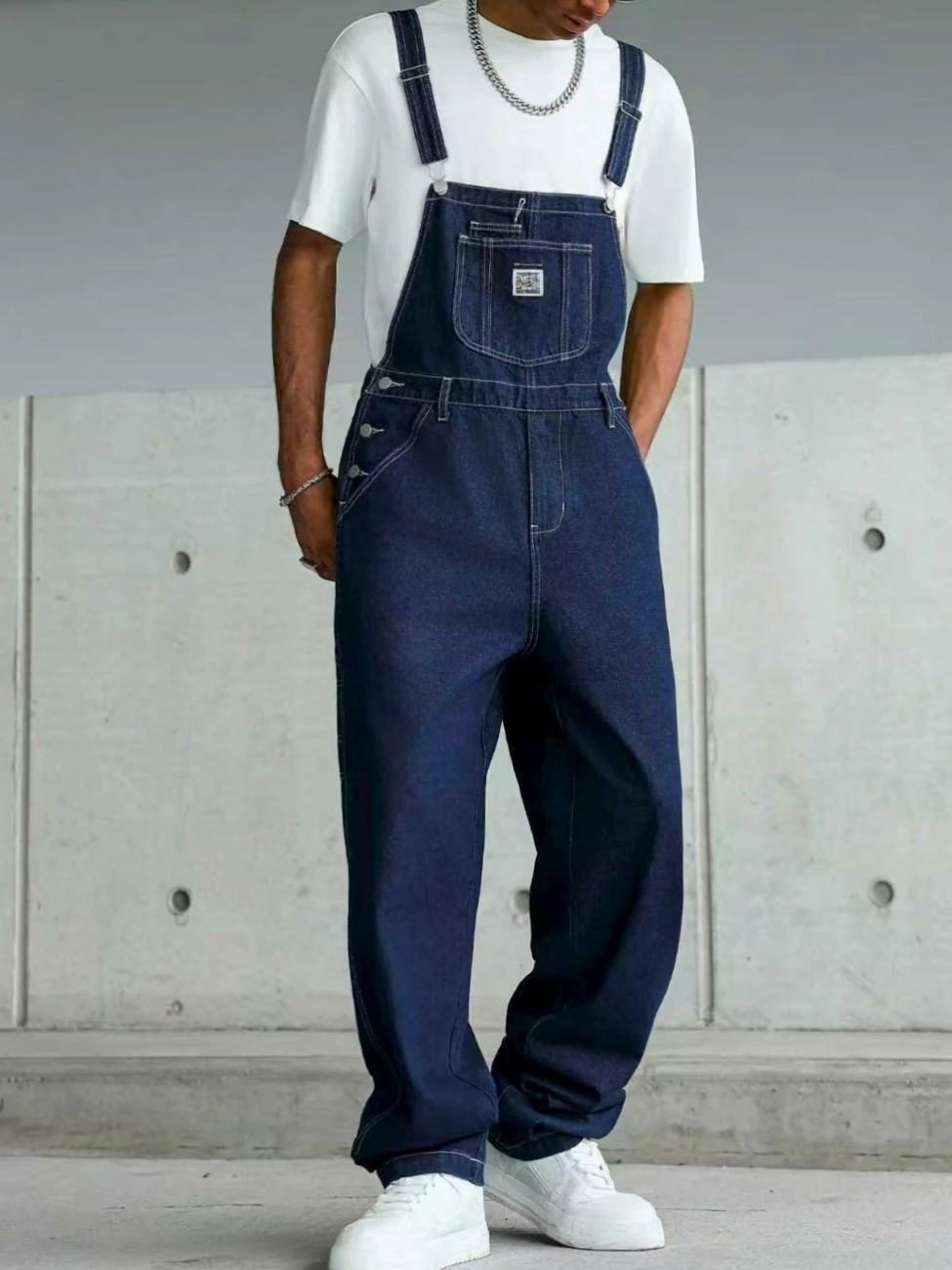IMG_12_2025_Salopette_en_jean_bleu_foncé_pour_homme_2