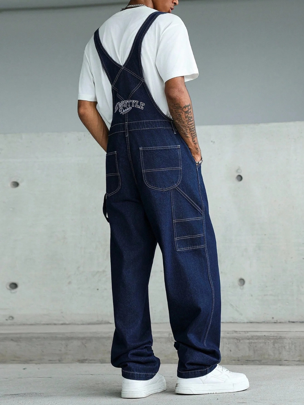 IMG_12_2025_Salopette_en_jean_bleu_foncé_pour_homme_3